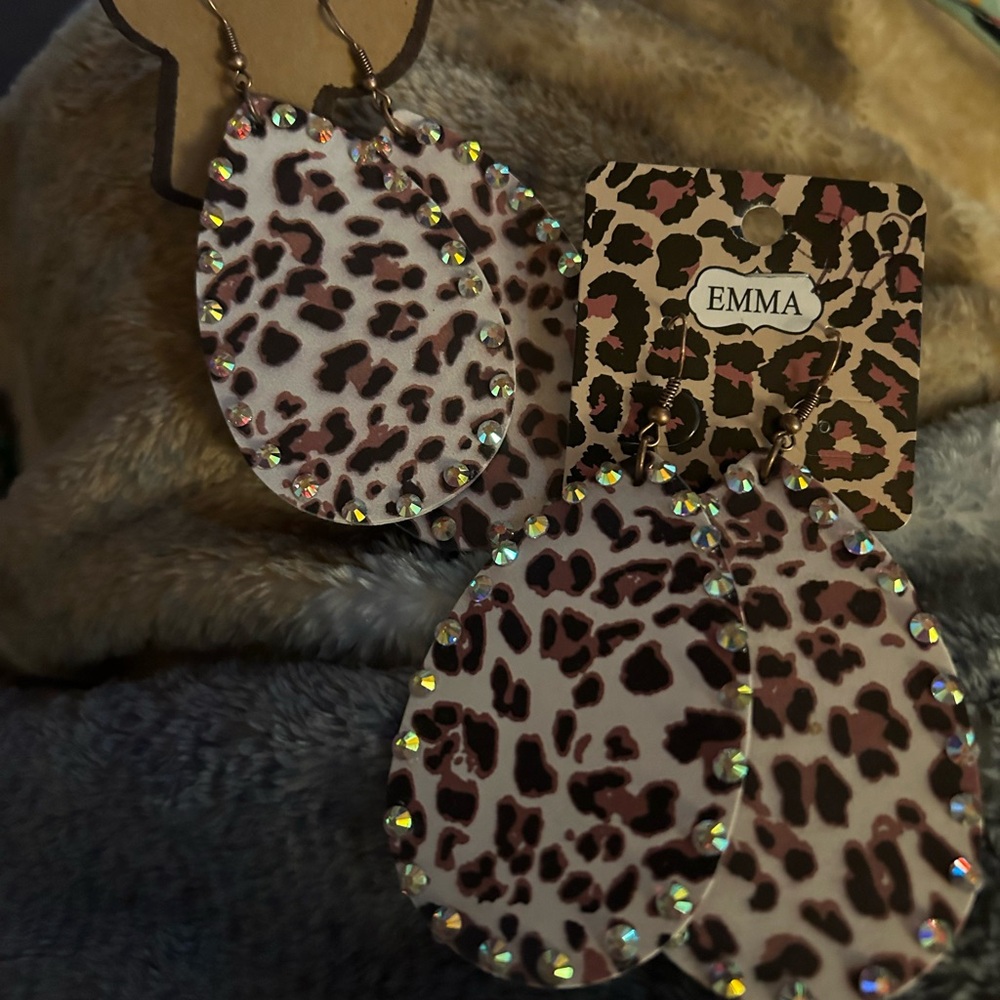 Leopard 🐆 print Earrings